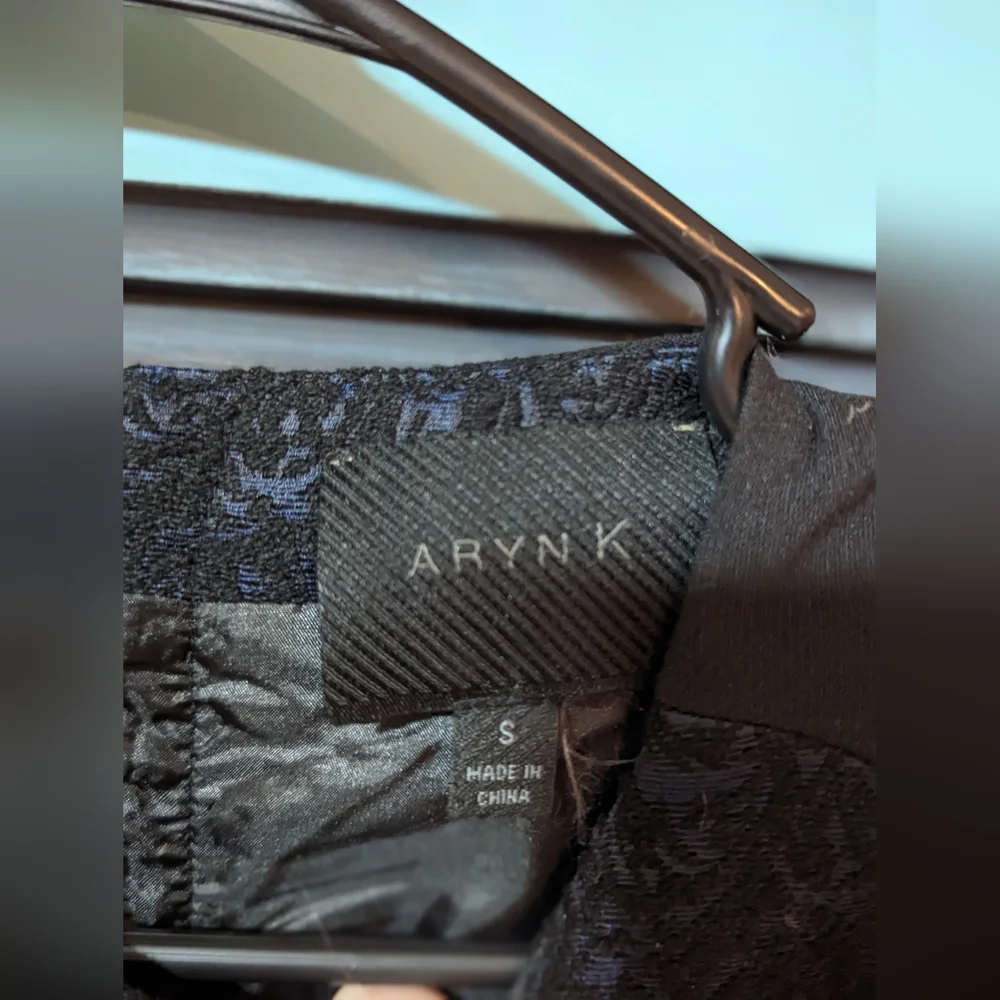 Dress - Picture 3 of 3